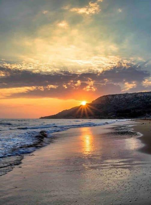 Sunset Apt Modern 1 Bedroom Apt Near The Beach Birżebbuġa Екстериор снимка